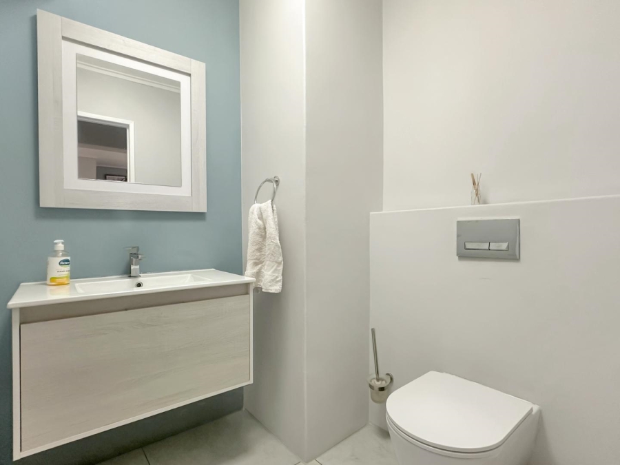 3 Bedroom Property for Sale in Green Point Western Cape
